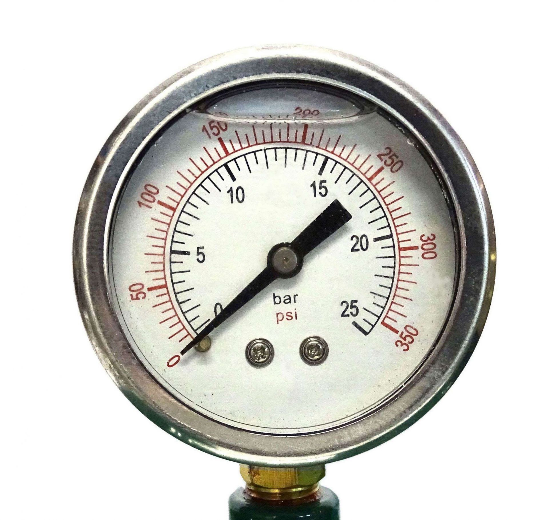 INFLADOR DE DEPÓSITO A PRESIÓN PARA INFLAR RUEDAS 24L - Imagen 4