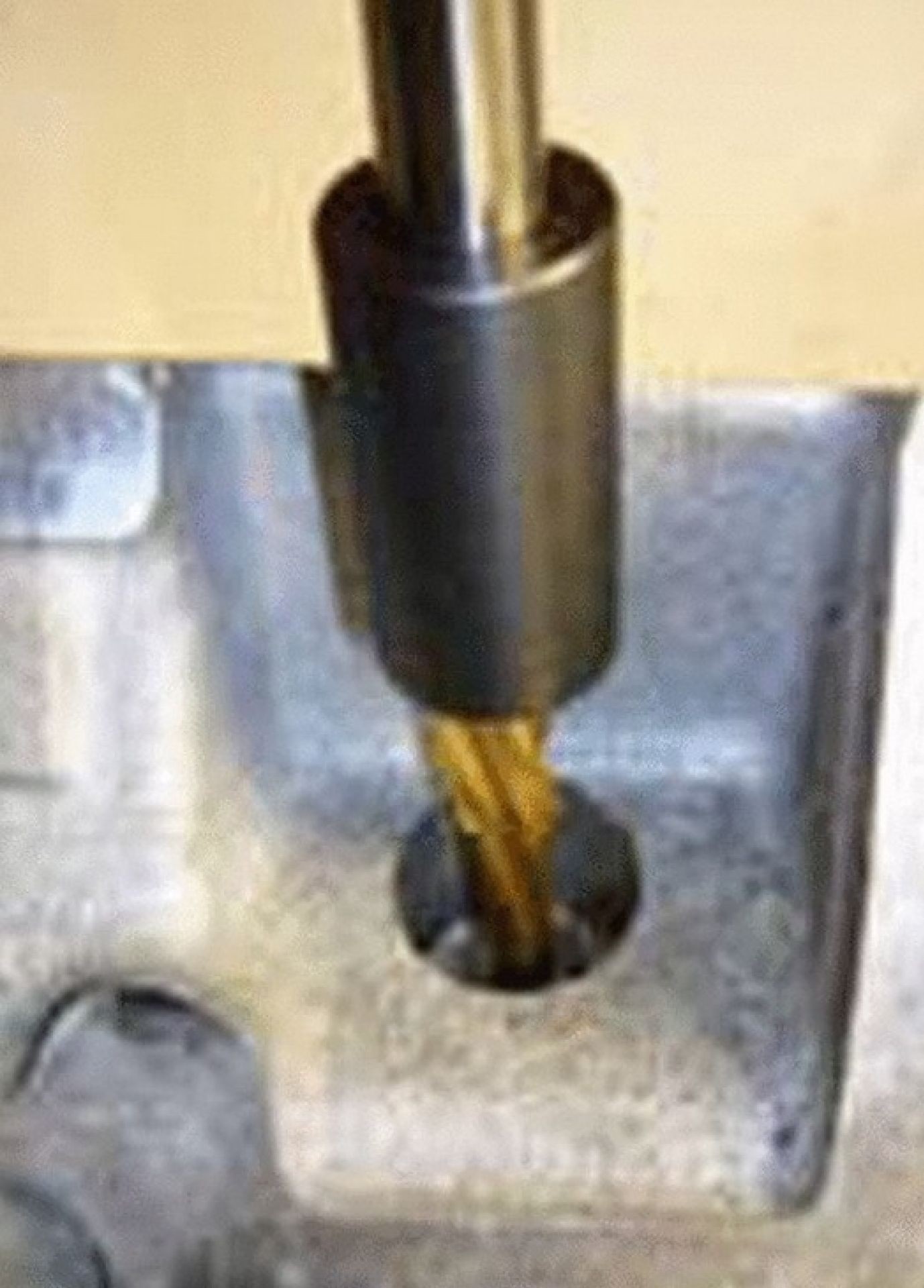 Kit de reparación de roscas de bujías de precalentamiento Profesional, Hecho en Alemania - Imagen 6