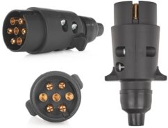 Enchufe: enchufe de remolque de 7 pines y 12 V