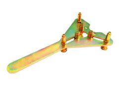 Llave ajustable para bloquear la polea del compresor de aire acondicionado.