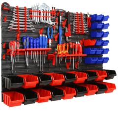 Tablero de herramientas con asas y bandejas, 74 elementos.