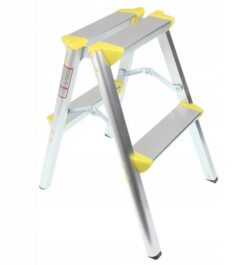 Escalera de aluminio, 2x2 peldaños, de doble cara, 150kg
